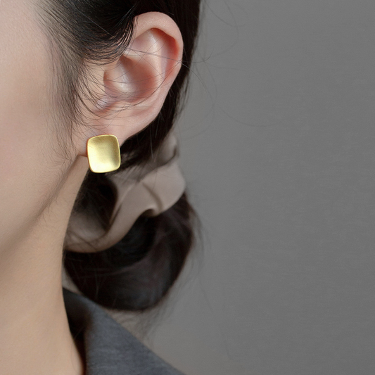 Eleanor Square Ear Studs